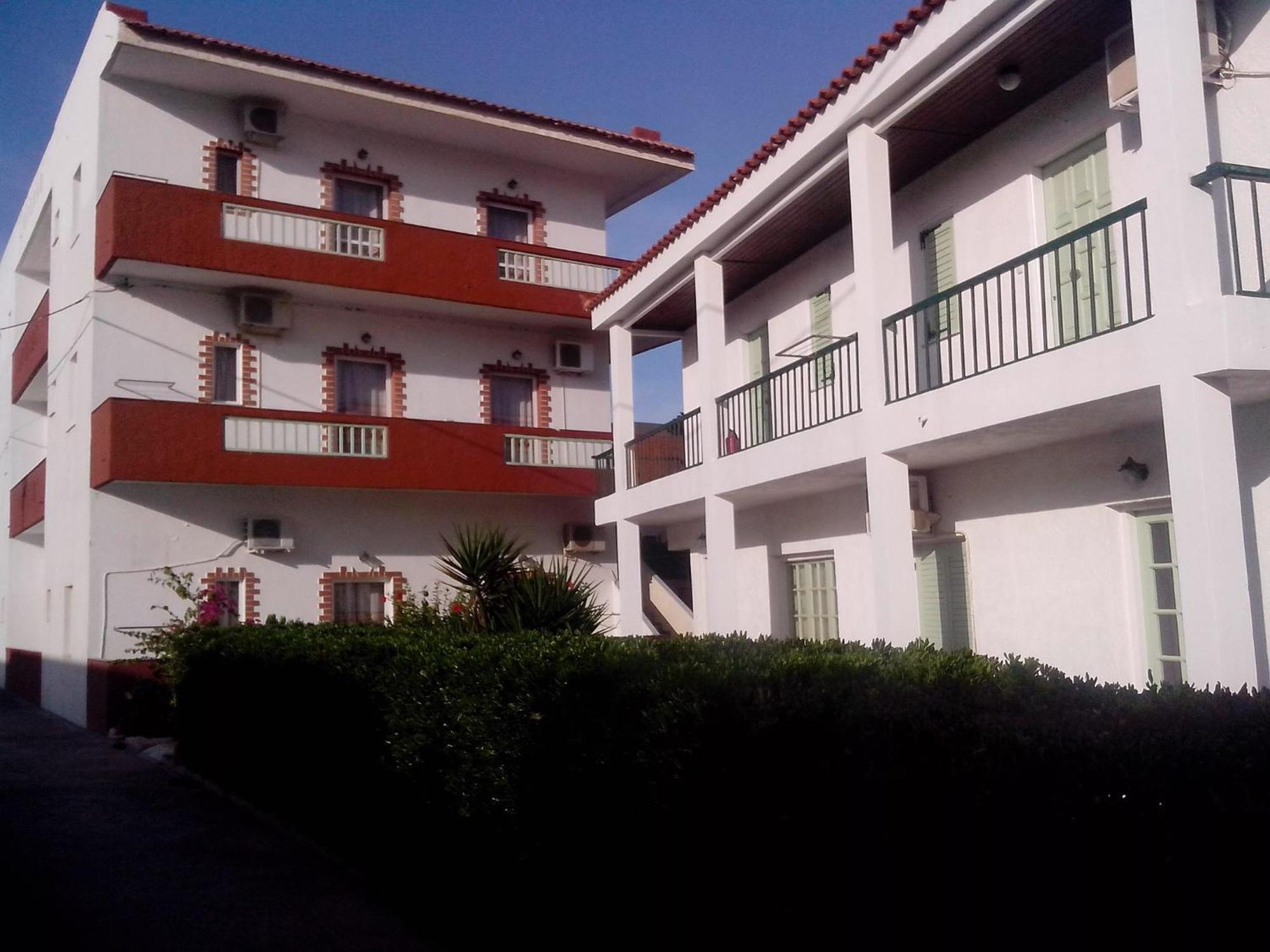 Haris Apartments Kokkini Hani Exterior foto
